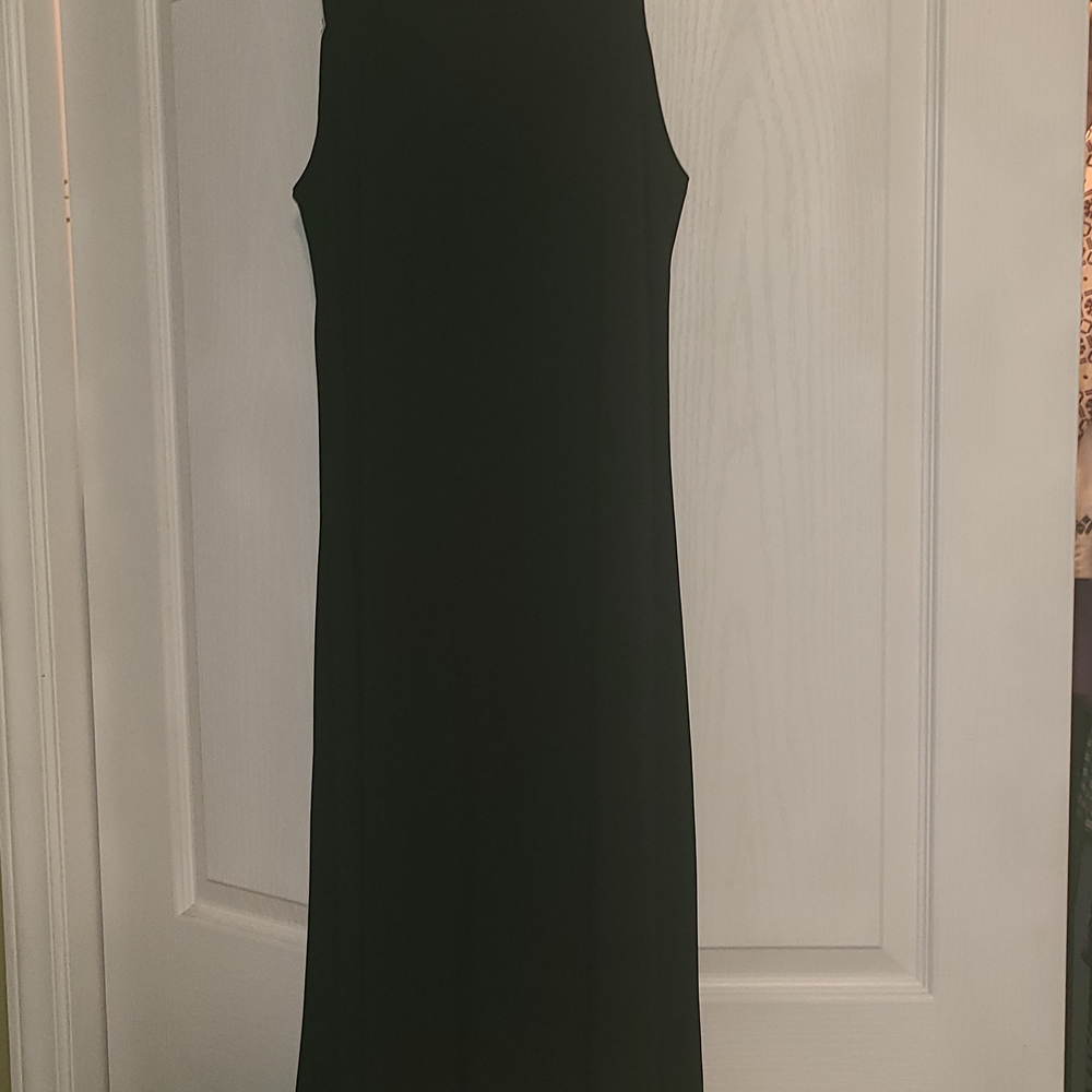 Sleeveless Black Midi Dress - Classic Minimalist